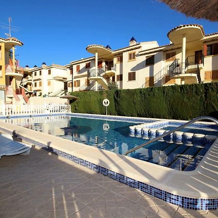 Apartment Eneas Торевиеха Екстериор снимка