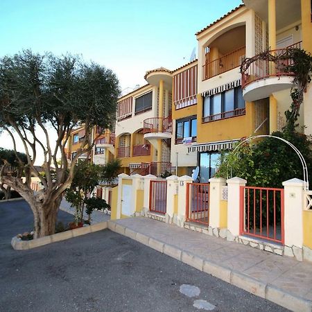 Apartment Eneas Торевиеха Екстериор снимка