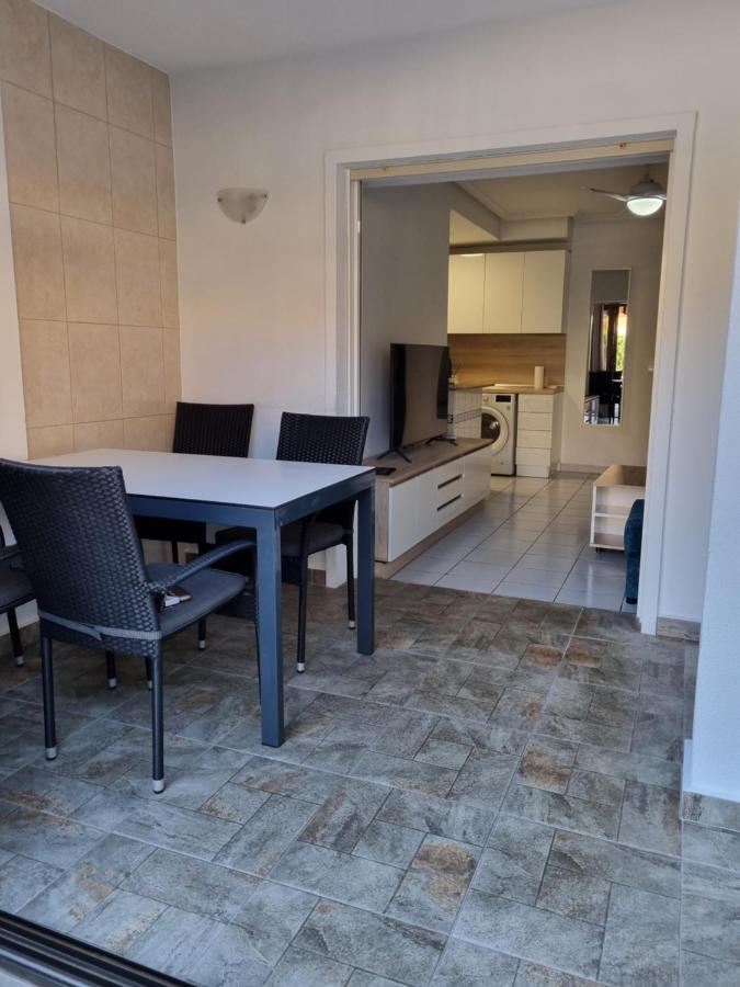 Apartment Eneas Торевиеха Екстериор снимка